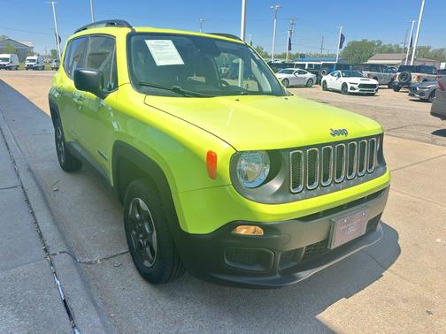 Hypergreen Clearcoat 2018 Jeep Renegade Sport
