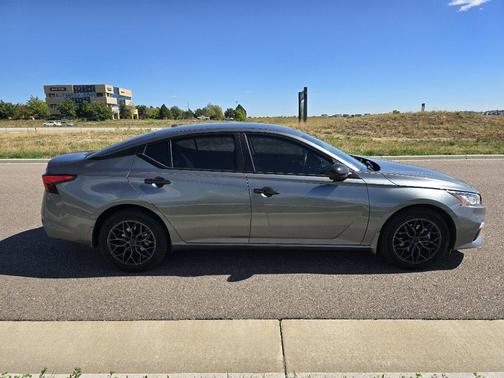 2022 Nissan Altima SR Intelligent AWD