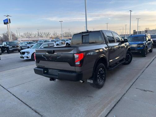 2023 Nissan Titan PRO-4X
