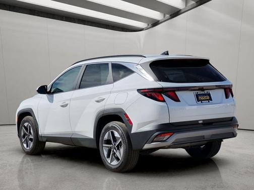 Serenity White Pearl 2025 Hyundai TUCSON SEL