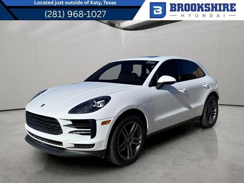 White 2019 Porsche Macan Macan