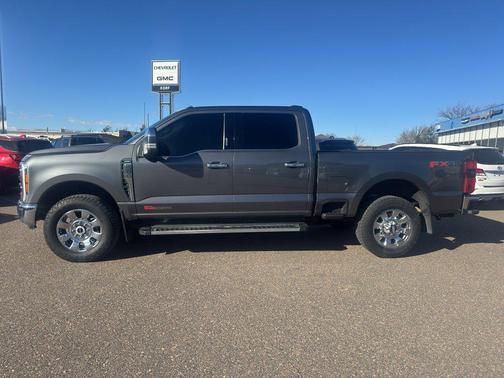 2023 Ford F-250 Lariat