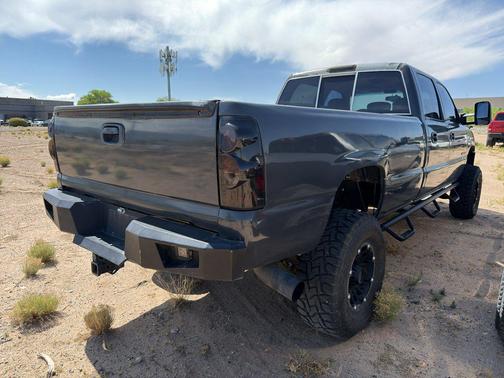 Light Pewter Metallic 2001 Chevrolet Silverado 2500 LS H/D Crew Cab