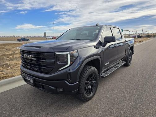 2025 GMC Sierra 1500 Elevation
