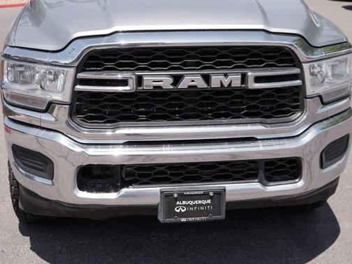 Billet Silver Metallic Clearcoat 2019 RAM 2500 Tradesman Regular Cab 4x4 8' Box