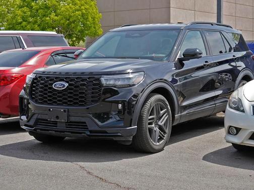 AGATE BLACK METALLIC 2025 Ford Explorer ST-Line
