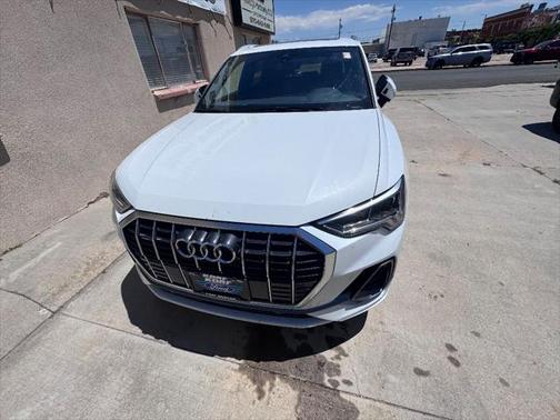 2024 Audi Q3 Premium 45 TFSI S line quattro Tiptronic
