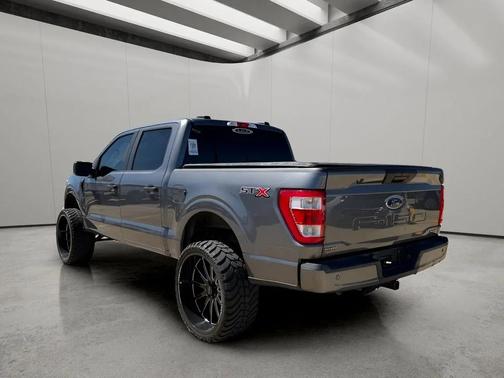 CARBONIZED GRAY METALLIC 2021 Ford F-150 XL