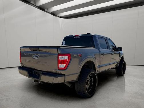 CARBONIZED GRAY METALLIC 2021 Ford F-150 XL