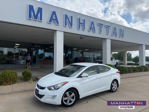 Pearl White 2013 Hyundai ELANTRA GLS