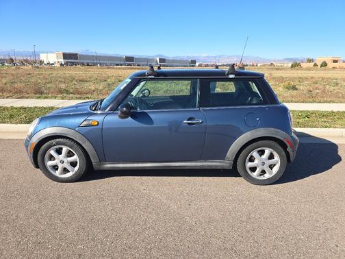 2010 MINI Cooper Base