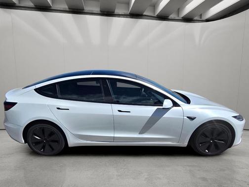 2024 Tesla Model 3 Long Range