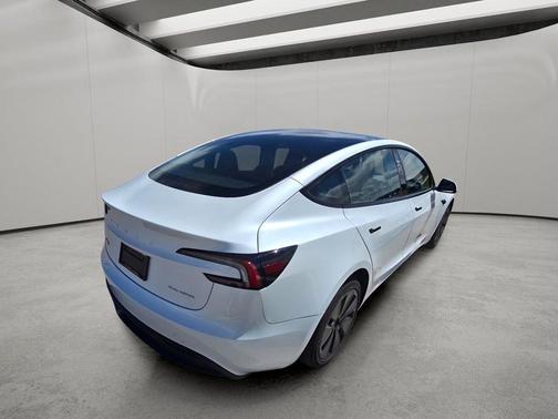 2024 Tesla Model 3 Long Range