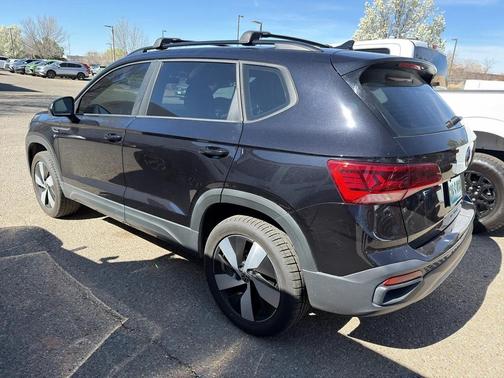 Deep Black Pearl 2023 Volkswagen Taos 1.5T S
