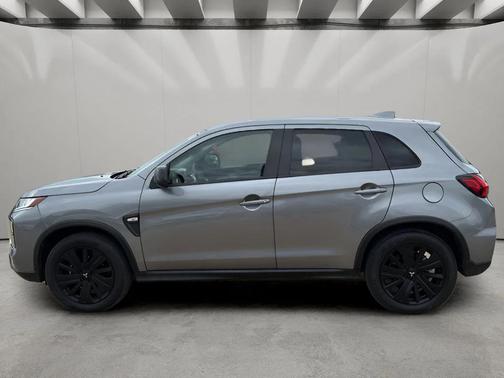 Mercury Gray Metallic 2024 Mitsubishi Outlander Sport 2.0 LE