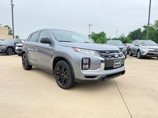 Mercury Gray Metallic 2024 Mitsubishi Outlander Sport 2.0 LE