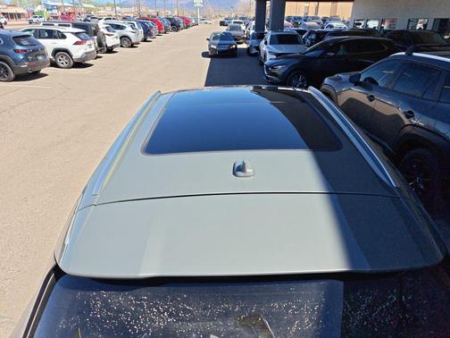 Chronos Gray Metallic 2024 Audi Q5 e 55 S line Prestige