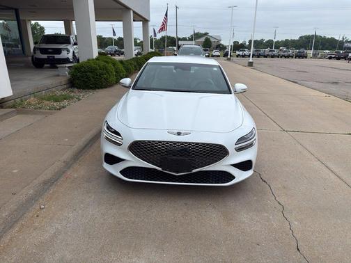 Alta White 2025 Genesis G70 2.5T RWD