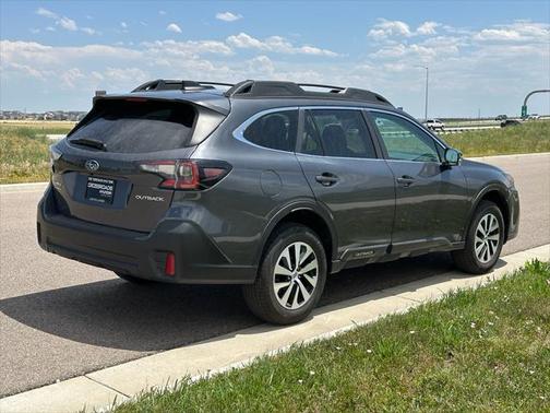 2022 Subaru Outback Premium