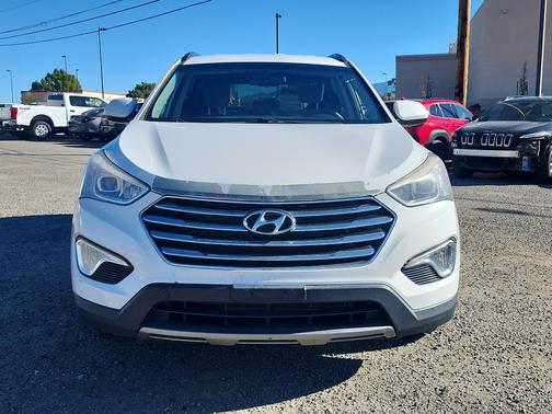 2016 Hyundai SANTA FE SE