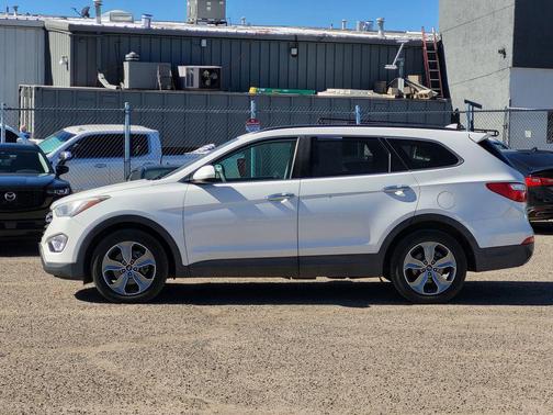 2016 Hyundai SANTA FE SE