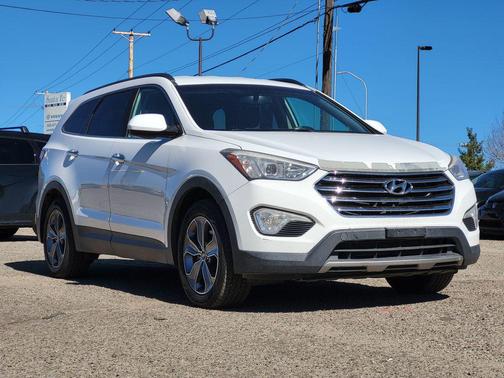 2016 Hyundai SANTA FE SE