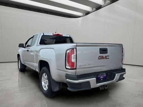 Quicksilver Metallic 2018 GMC Canyon SL