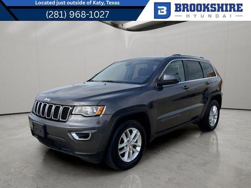 Granite Crystal Metallic Clearcoat 2017 Jeep Grand Cherokee Laredo