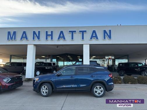 2022 GMC Terrain SLE