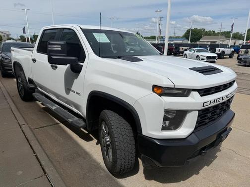 Summit White 2023 Chevrolet Silverado 2500 Custom