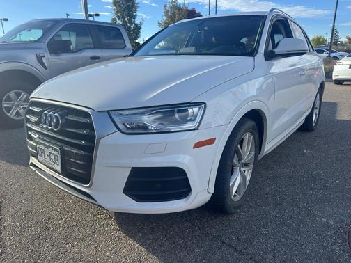 2017 Audi Q3 2.0T Premium