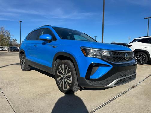 2023 Volkswagen Taos 1.5T SE