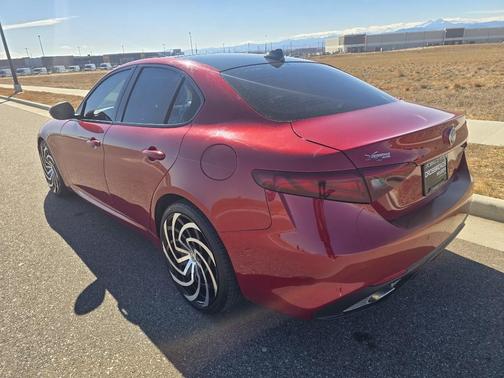 2017 Alfa Romeo Giulia Ti
