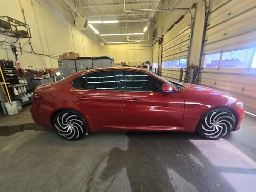 2017 Alfa Romeo Giulia Ti