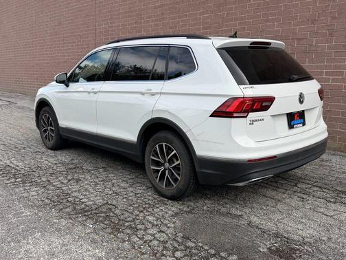 Pure White 2021 Volkswagen Tiguan 2.0T SE 4MOTION