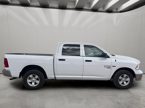 Bright White 2022 RAM 1500 Classic SLT