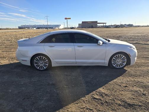 2016 Lincoln MKZ Base