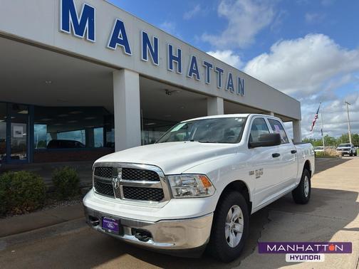 Bright White 2022 RAM 1500 Classic SLT