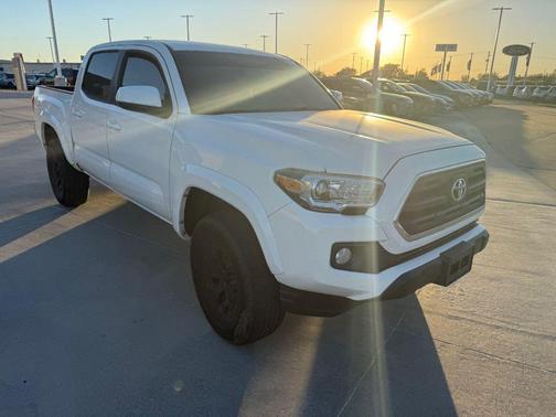 2017 Toyota Tacoma SR5