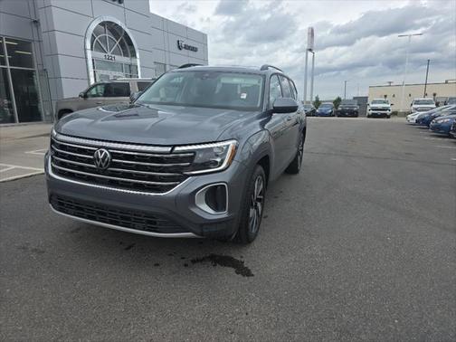 2024 Volkswagen Atlas 2.0T SE w/Technology 4MOTION