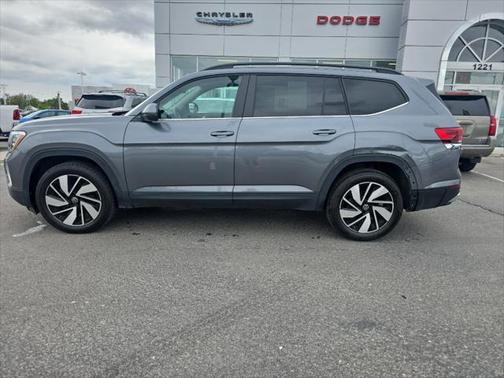 2024 Volkswagen Atlas 2.0T SE w/Technology 4MOTION