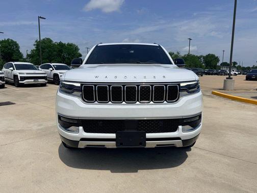 Bright White Clearcoat 2024 Jeep Wagoneer Series II 4x4