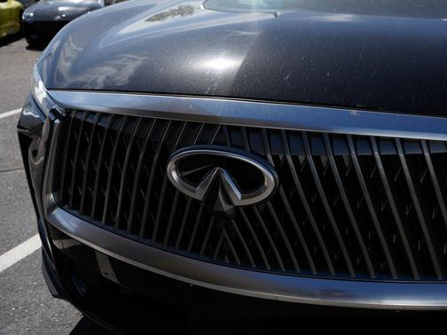 Mineral Black 2026 INFINITI QX60 LUXE AWD
