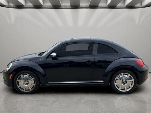 Deep Black Pearl Metallic 2013 Volkswagen Beetle 2.5L Fender Edition