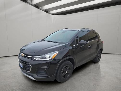 Mosaic Black 2019 Chevrolet Trax LT