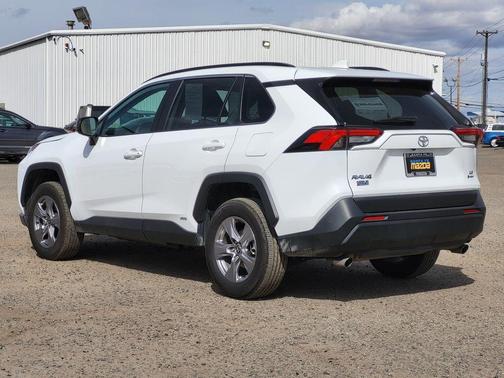 2025 Toyota RAV4 Hybrid SE