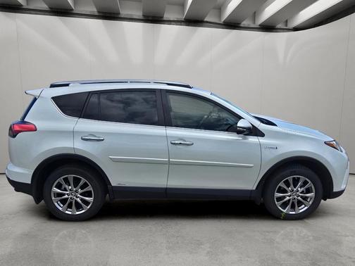 Blizzard Pearl 2018 Toyota RAV4 Hybrid Limited