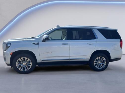White Frost Tricoat 2021 GMC Yukon Denali