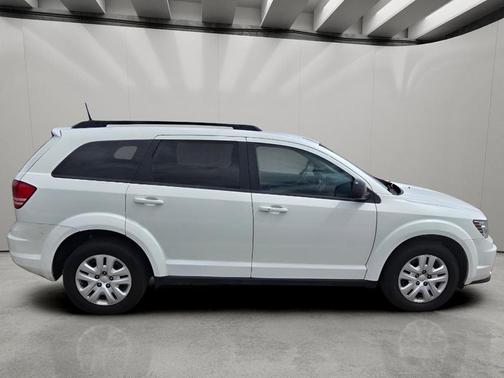 Vice White 2020 Dodge Journey SE Value