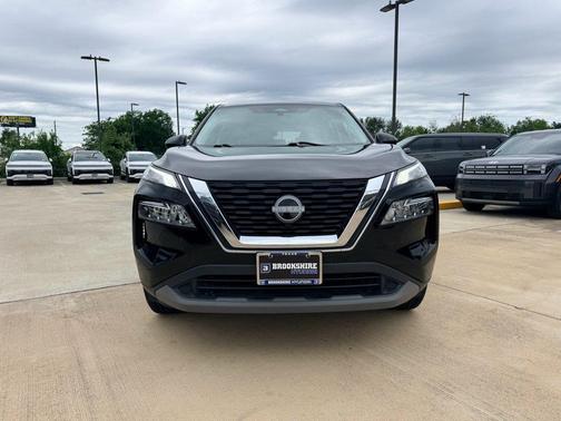 Super Black 2023 Nissan Rogue SV